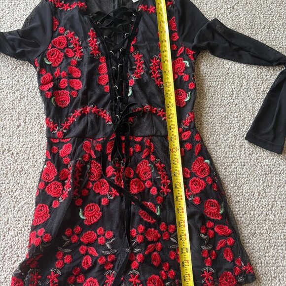 A'GACI Black Romper – M – Gothic, Lace-Up, Sexy Festival Look - Picture 9 of 9